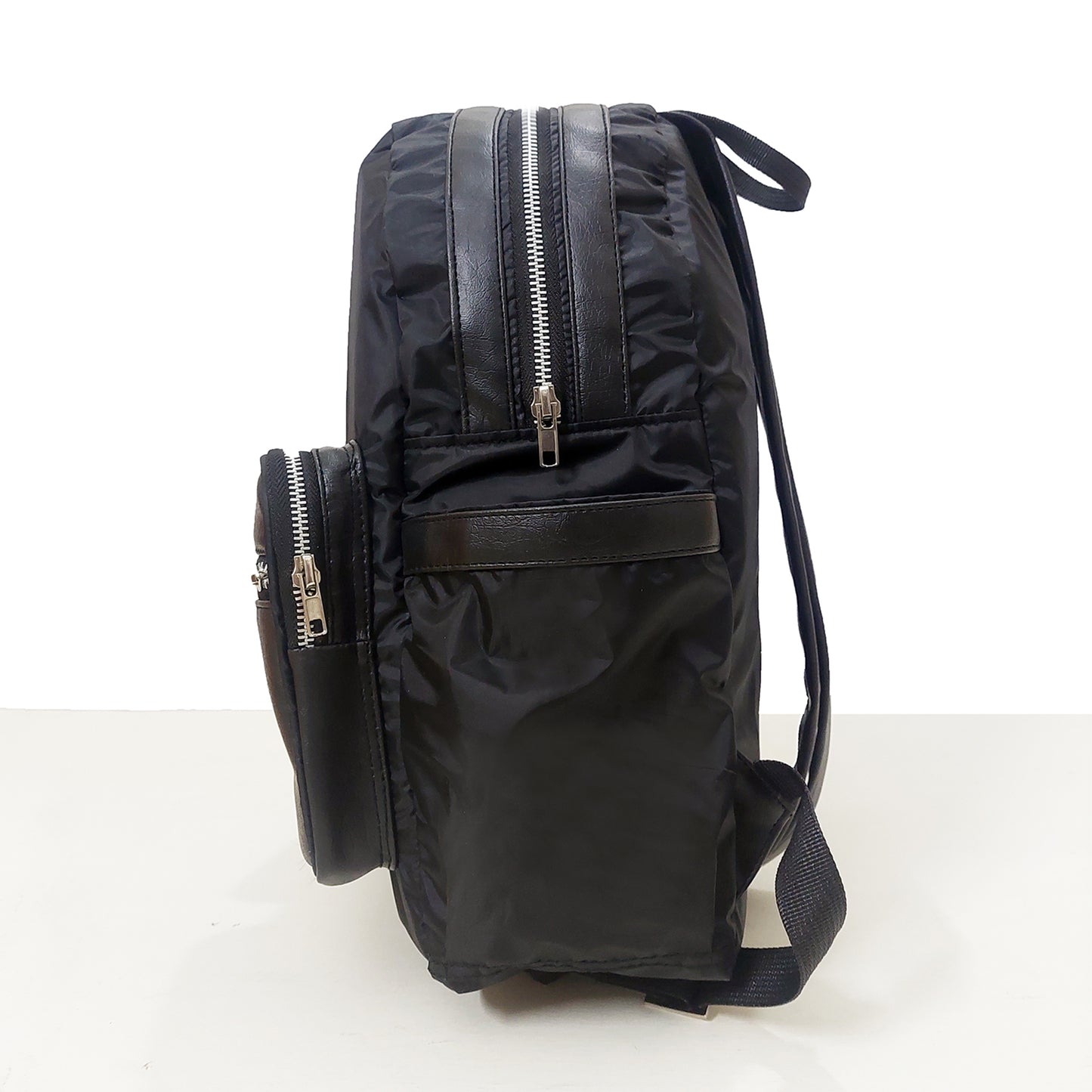 BLACK TRIPPED BACKPACK