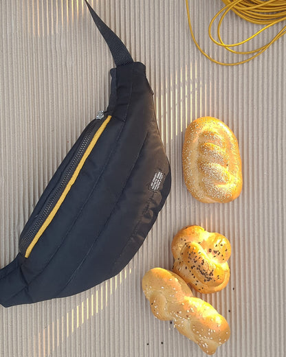 Black Pack Fannypack